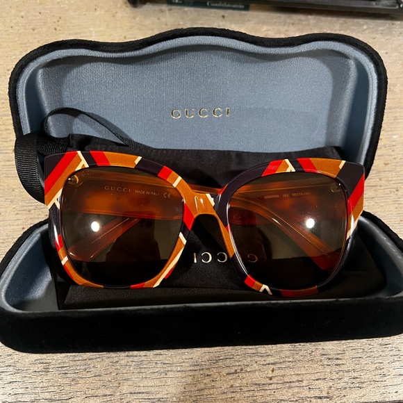 Gucci sunglasses main image 6